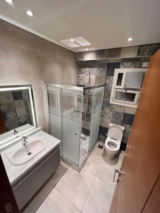 Apartment White Palace Served 31 *